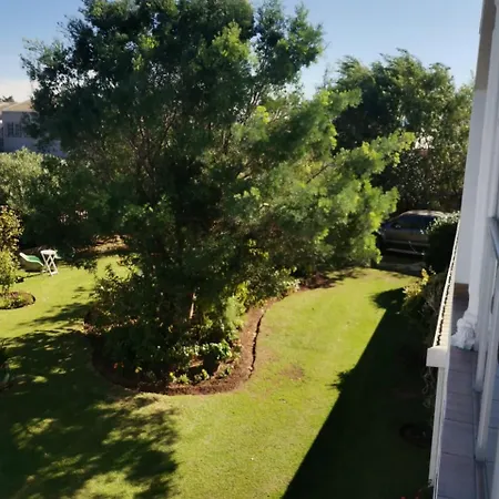 The Whitehouse Apartment Oudtshoorn Exterior photo